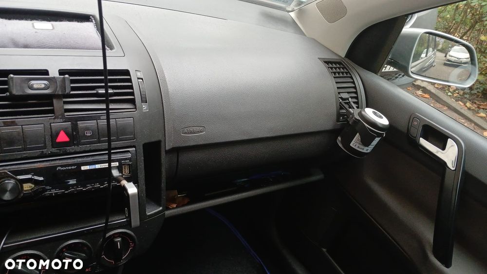 Volkswagen Polo - 6