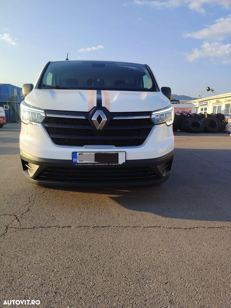 Renault Trafic 2.0 Blue dCi 110 S&S L1 8+1 Zen - 2