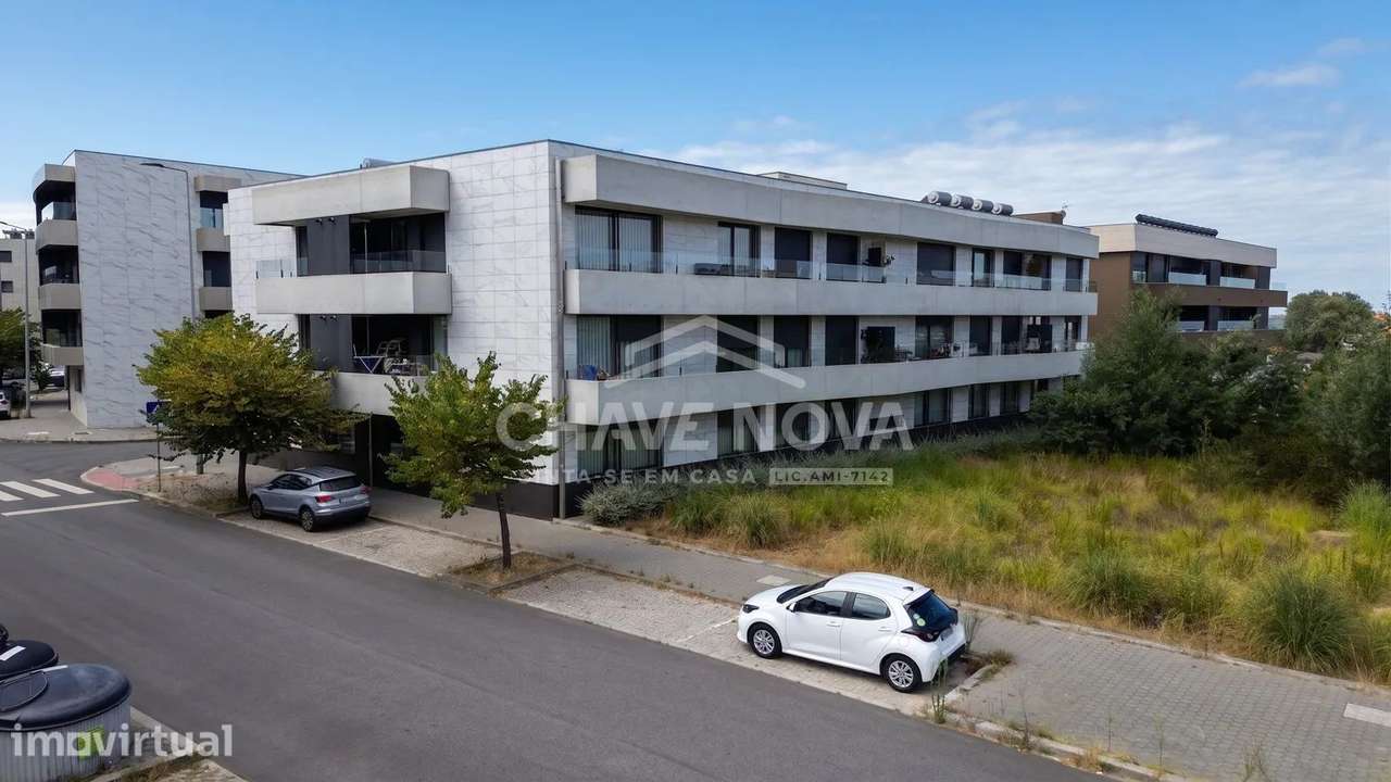 T3 Como Novo com 2 Lugares de Garagem | Madalena, Vila Nova de Gaia - Grande imagem: 4/27