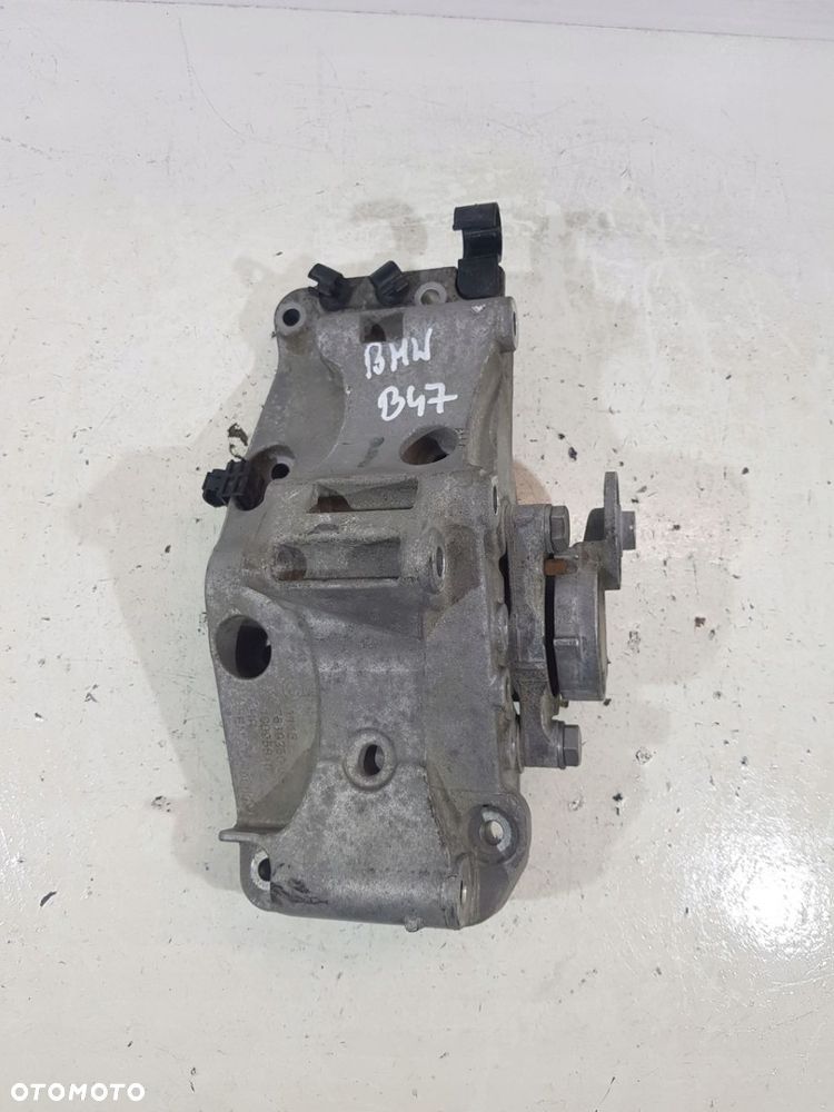 ŁAPA ALTERNATORA 7619250 BMW F30 F31 F10 F11 X3 2.0D B47D20A - 1