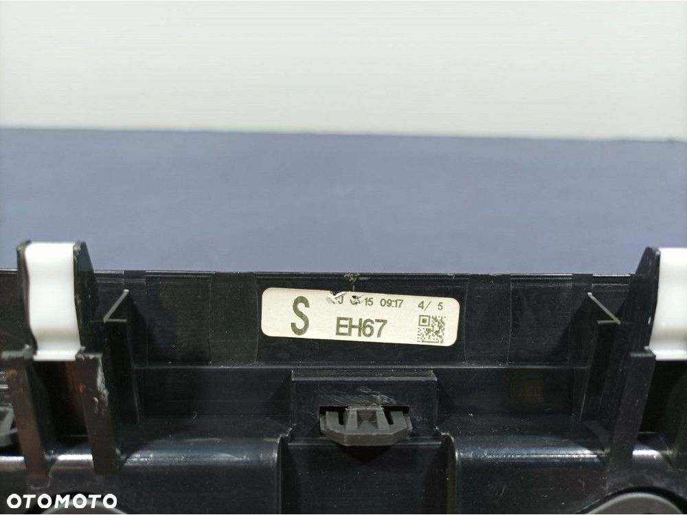 MAZDA CX-7 LIFT KRATKI NAWIEWU ŚRODKOWE RAMKA RADIA 17G701 - 11