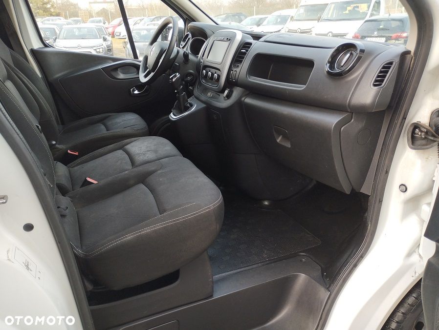 Renault Trafic - 10