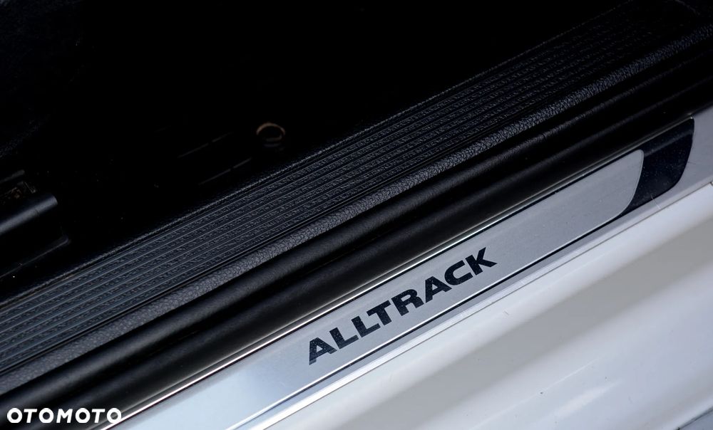 Volkswagen Golf Alltrack 2.0 TDI 4Motion BlueMotion Technol - 10