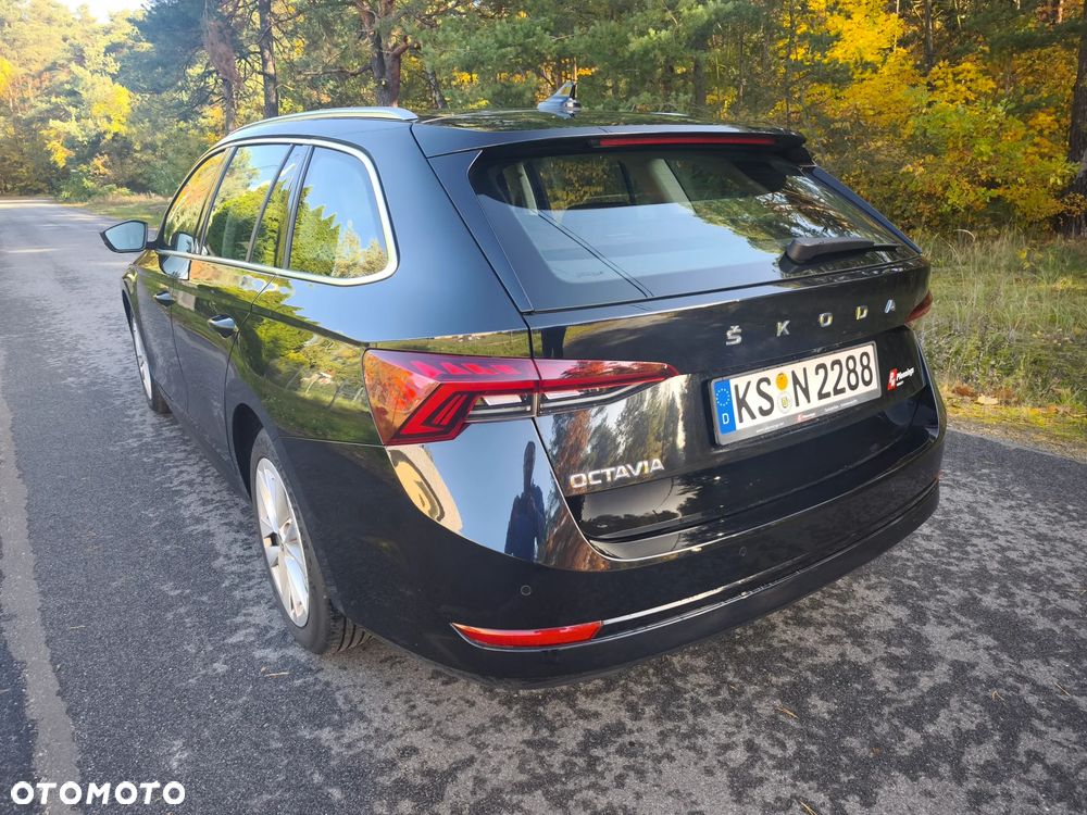 Skoda Octavia 2.0 TDI DSG Selection - 9