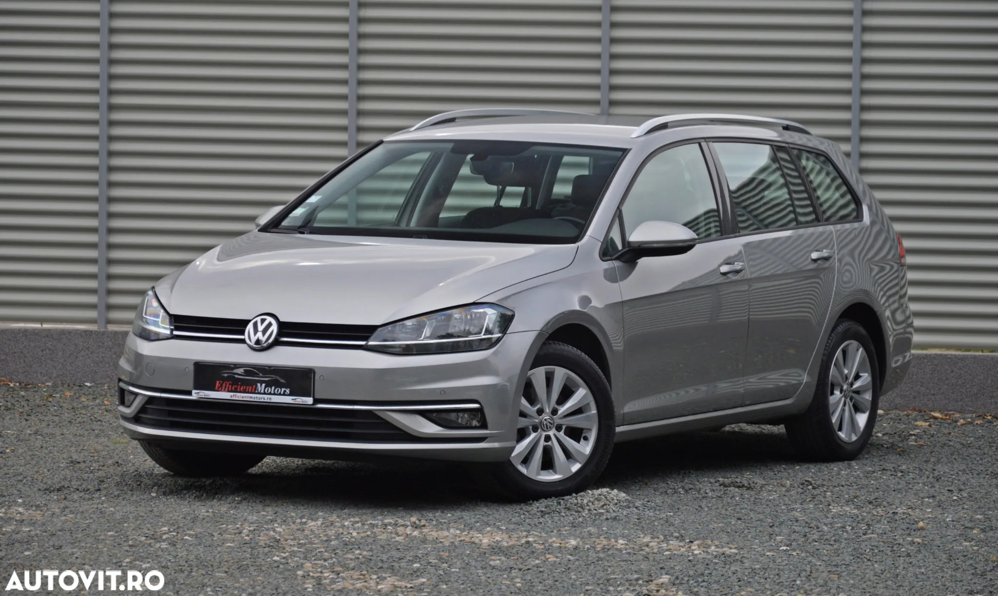 Volkswagen Golf - 12