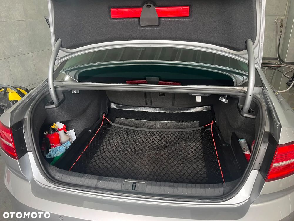 Volkswagen Passat 2.0 TDI SCR Highline DSG - 13
