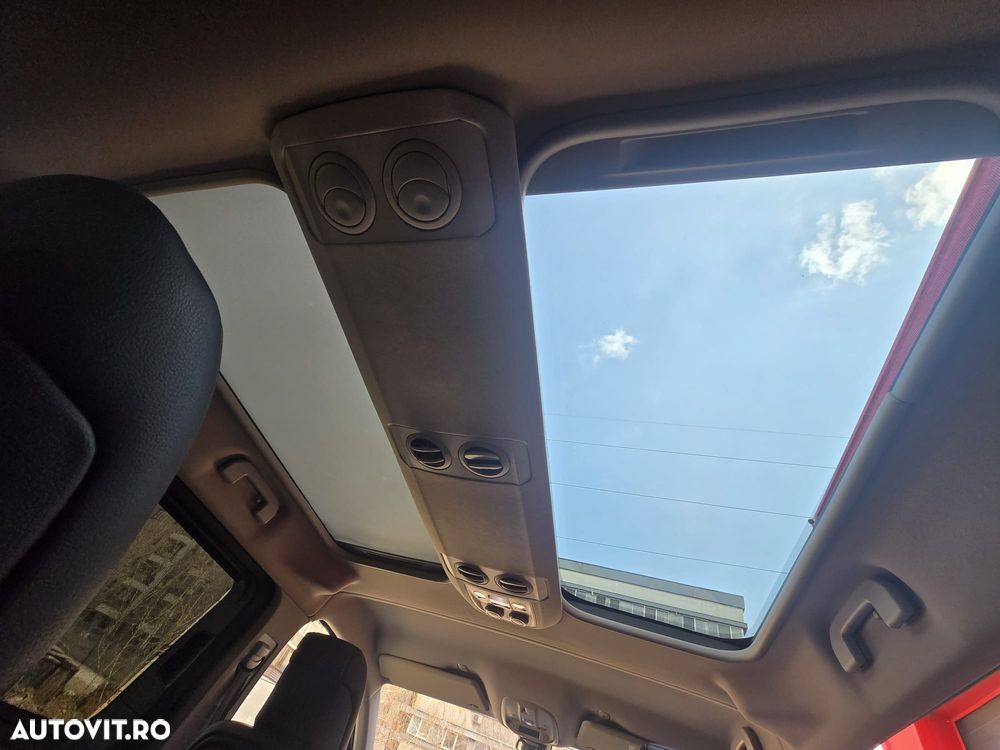 Peugeot Traveller L2H1 BlueHDI S&S Combispace Premium - 18