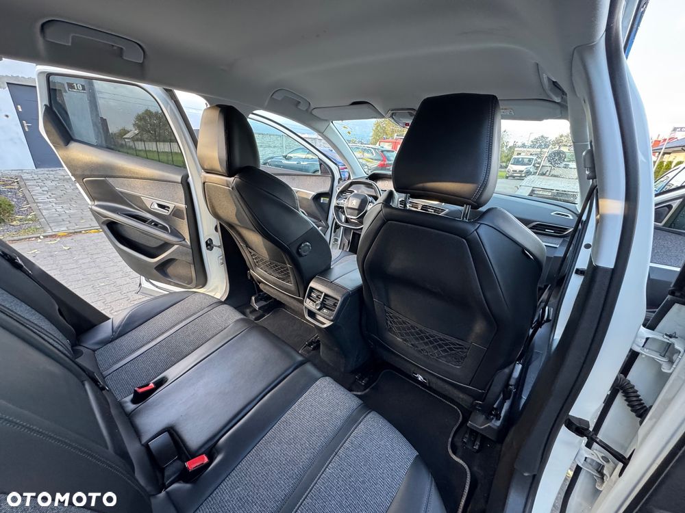 Peugeot 3008 PureTech 130 Stop & Start GPF Allure - 10