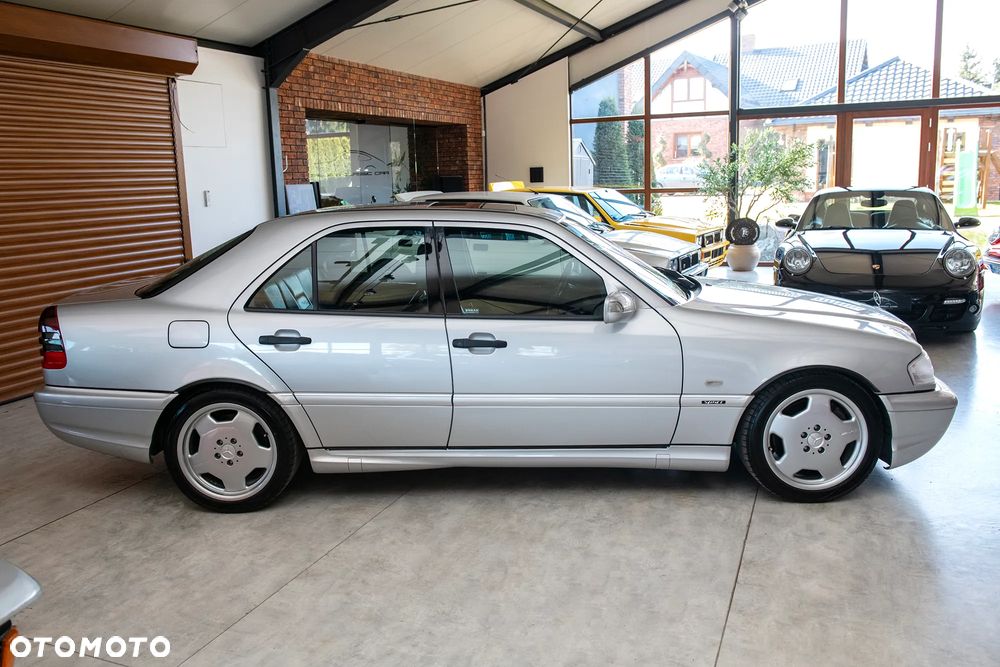 Mercedes-Benz Klasa C 43 AMG - 3