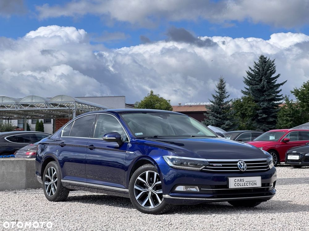 Volkswagen Passat - 1