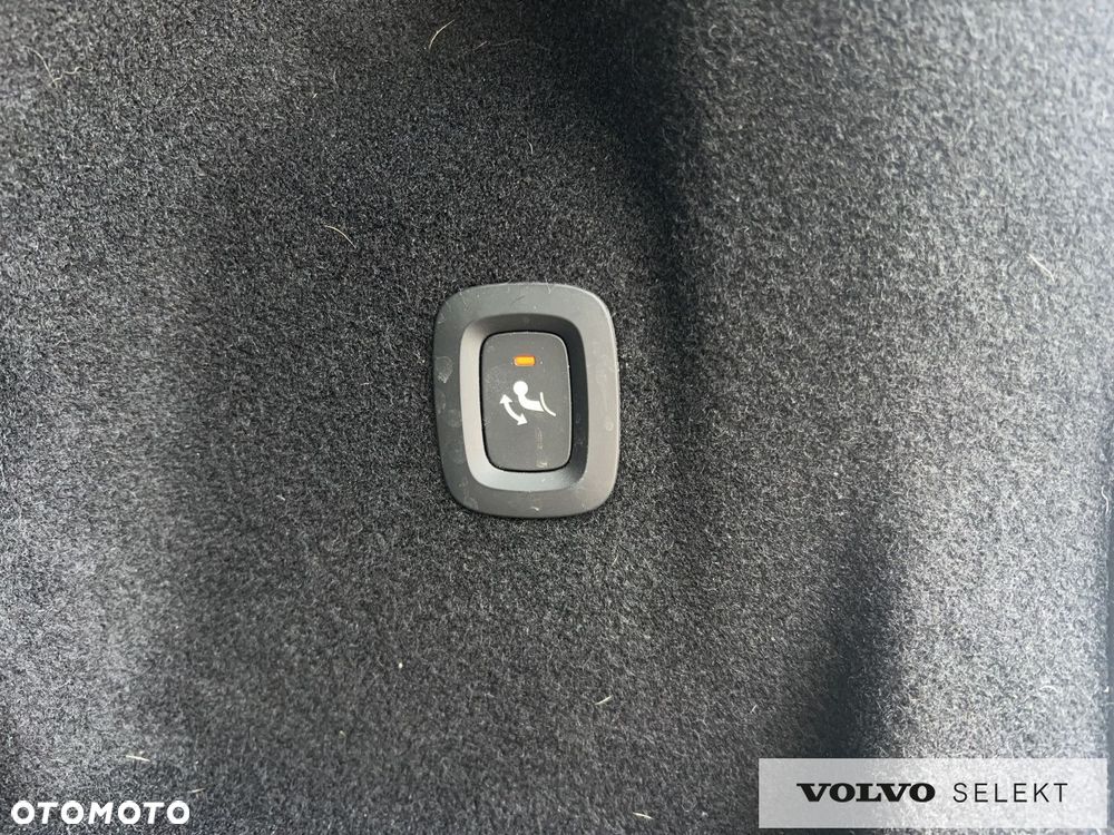 Volvo XC 60 - 25
