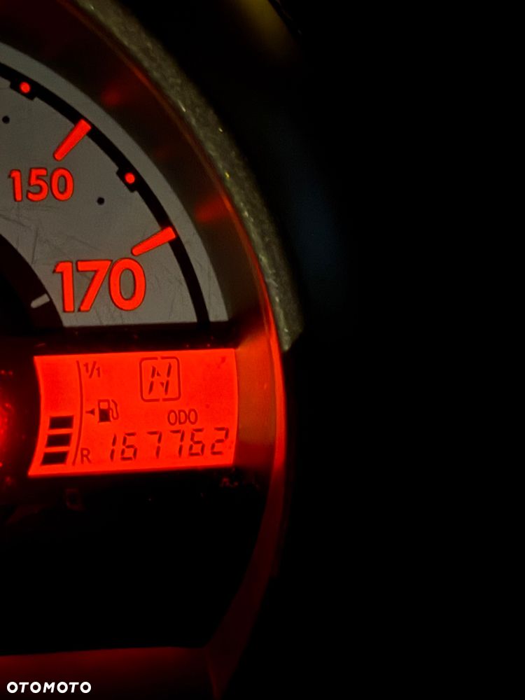 Peugeot 107 1.0 Trendy 2-Tronic - 12