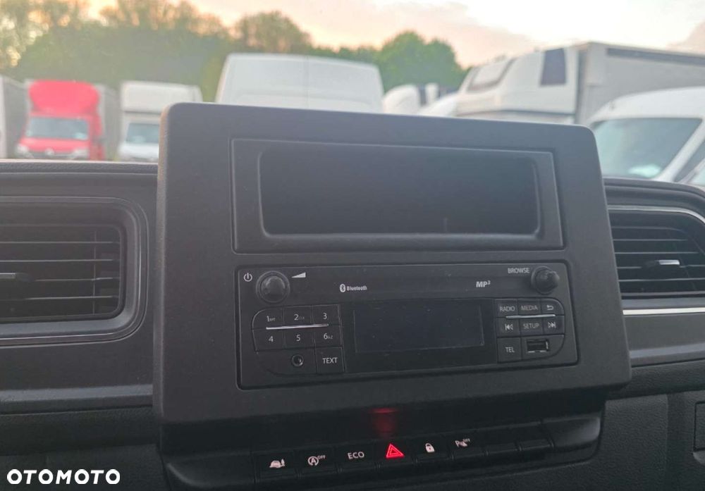 Renault Master - 15