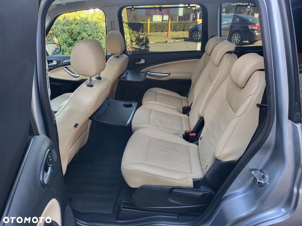 Ford Galaxy 2.0 TDCi Titanium MPS6 - 19