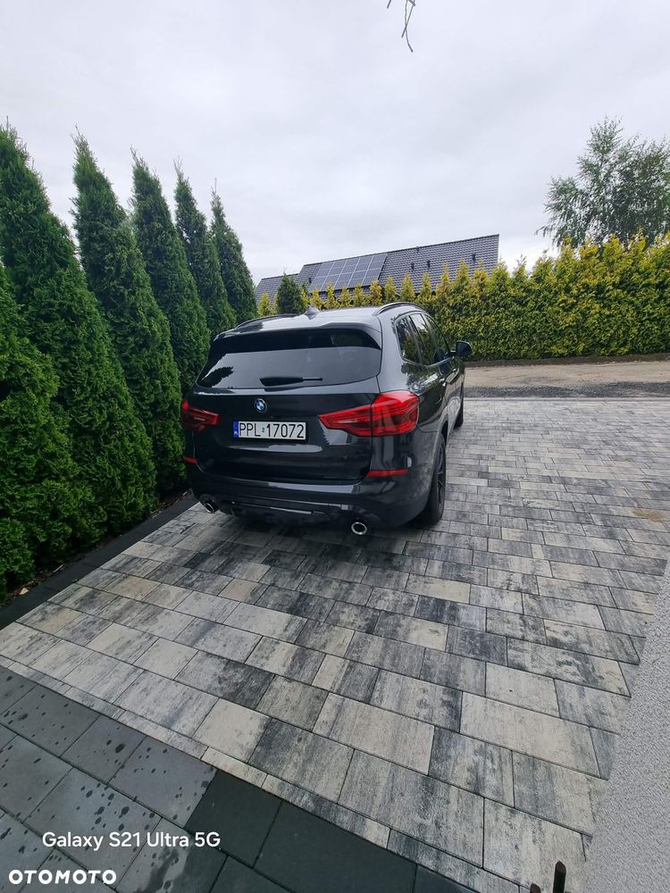 BMW X3 sDrive18d - 10