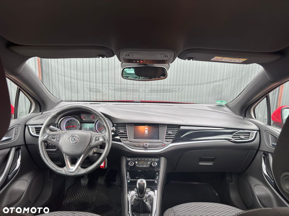 Opel Astra 1.4 Turbo Innovation - 11
