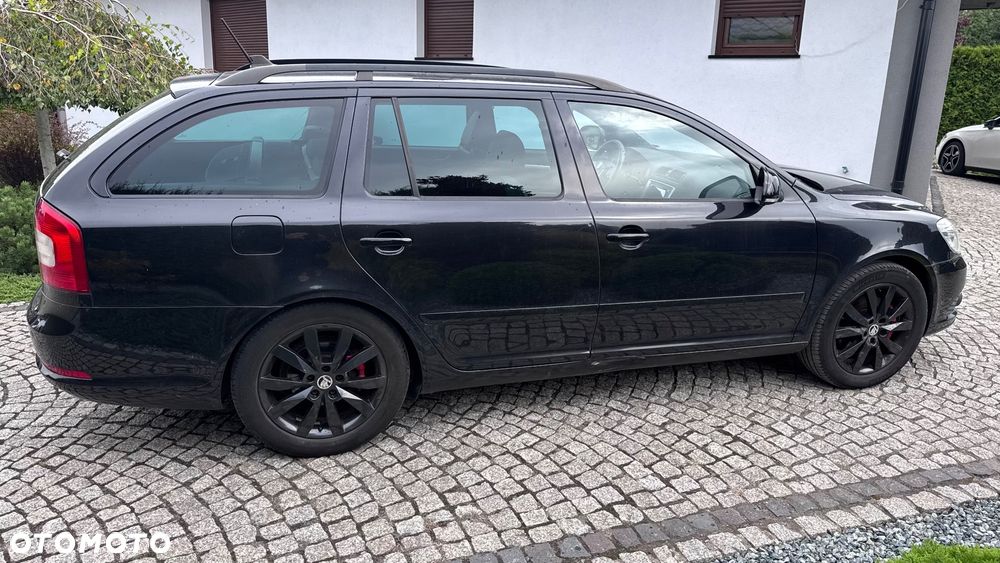 Skoda Octavia 2.0 TDI RS DSG - 15
