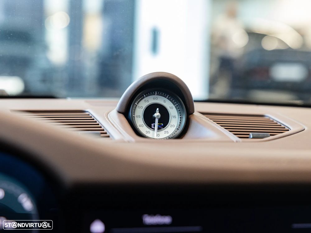 Porsche 911 (992) Turbo S PDK - 36