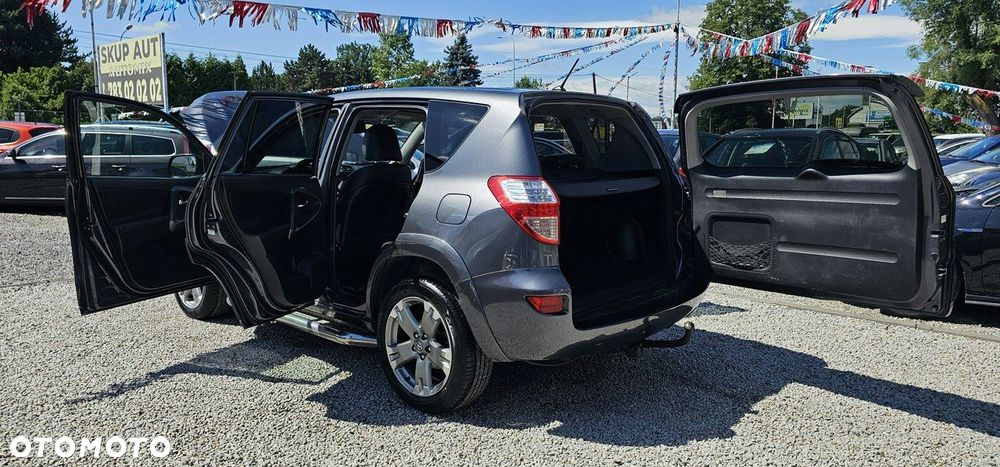 Toyota RAV4 - 31