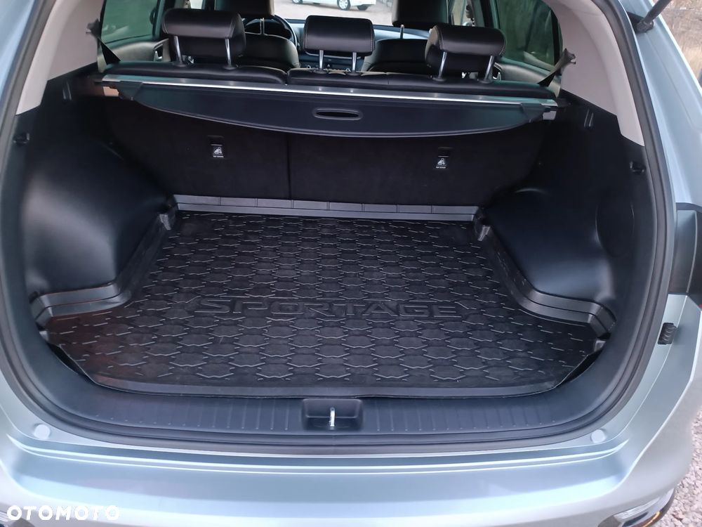 Kia Sportage 1.6 GDI 2WD DREAM-TEAM EDITION - 33