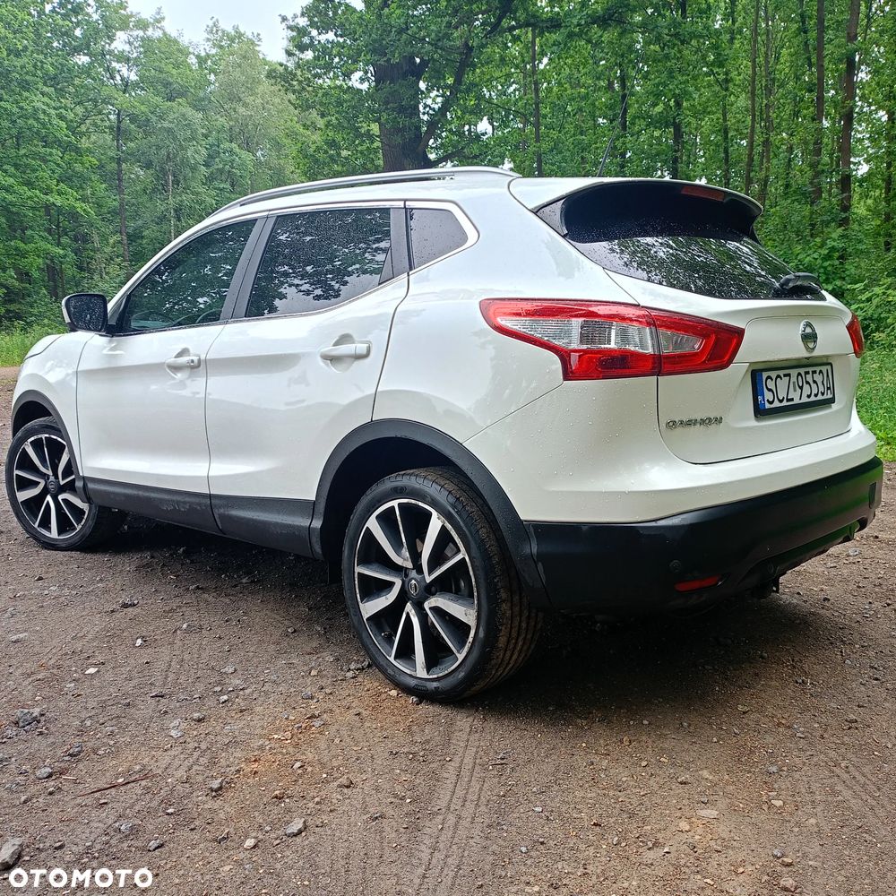 Nissan Qashqai - 2
