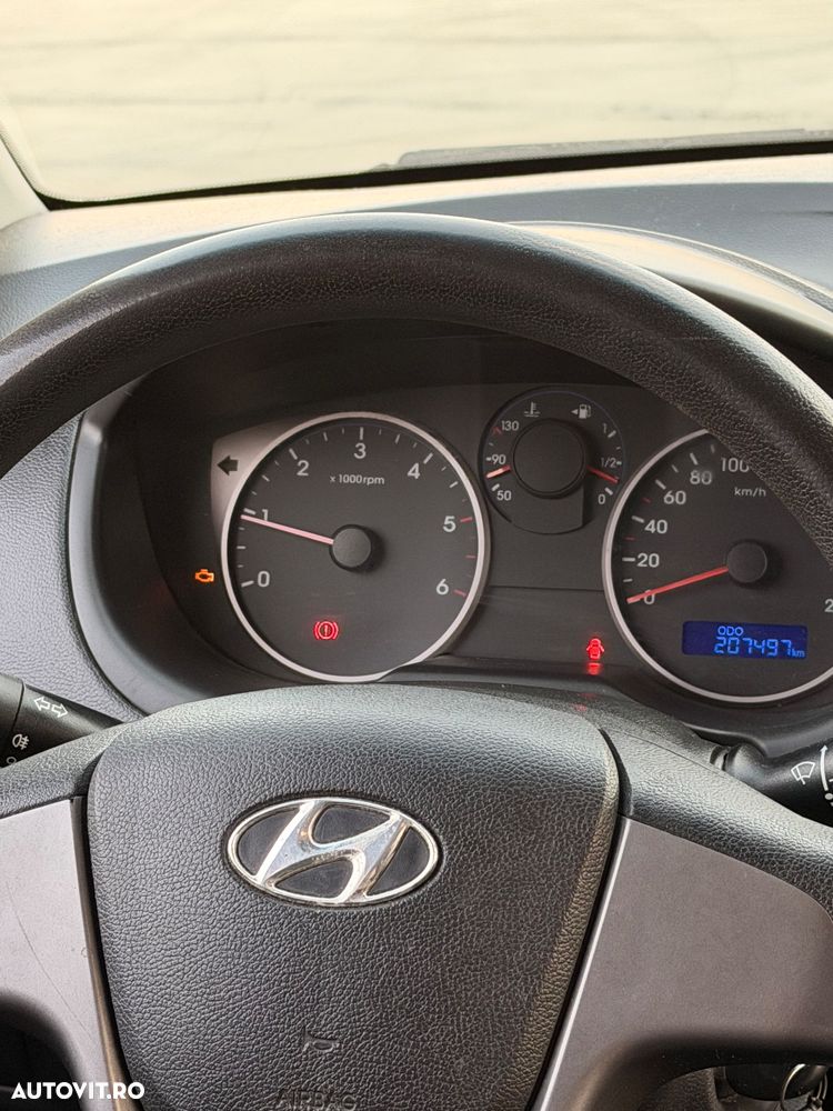 Hyundai i20 1.1 CRDi M/T Confort - 8