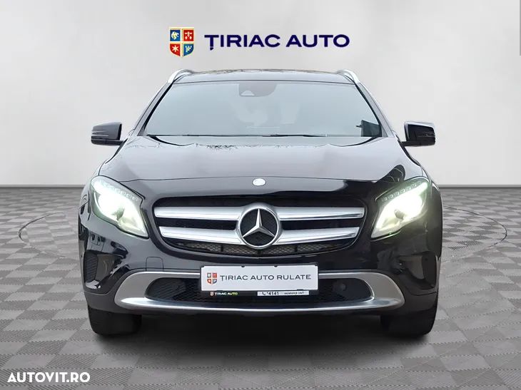 Mercedes-Benz GLA 220 d 4Matic 7G-DCT - 9
