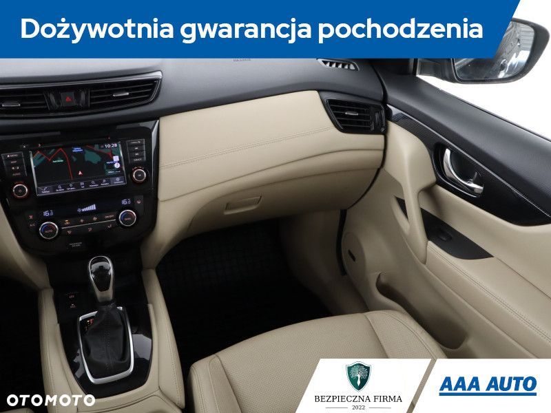 Nissan X-Trail - 10