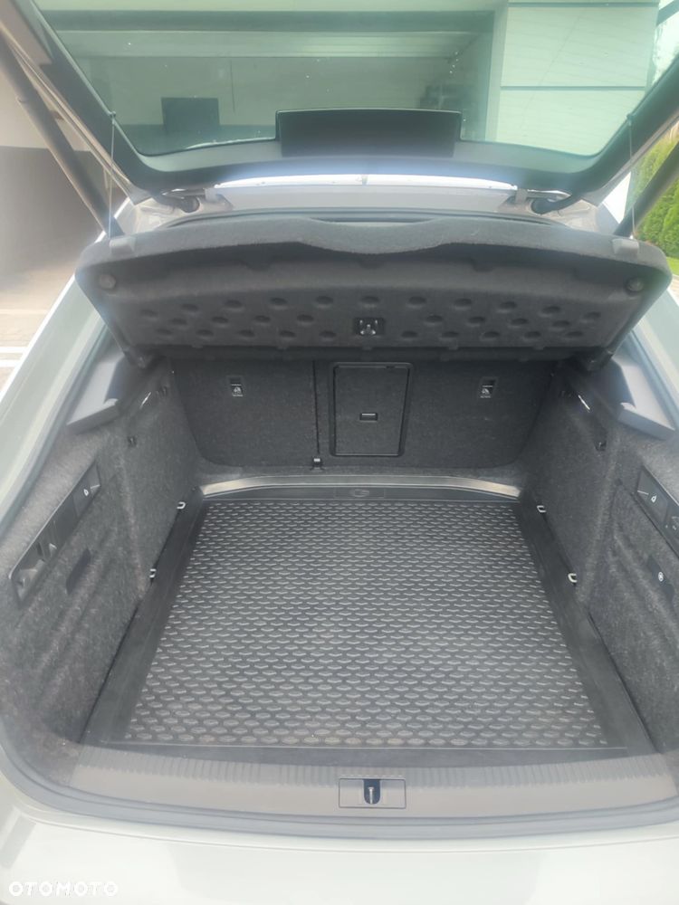 Skoda Superb 2.0 TDI SCR 4x4 Sportline DSG - 8