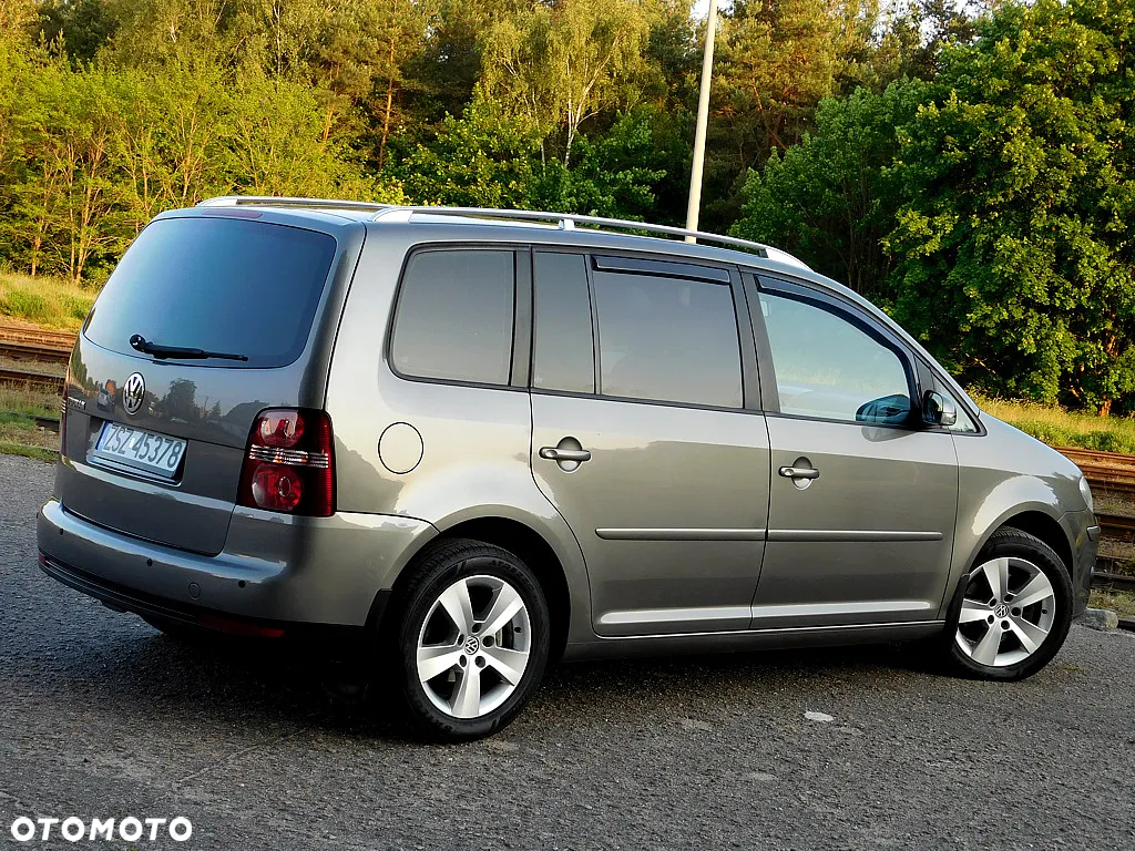 Volkswagen Touran 1.6 Trendline - 18