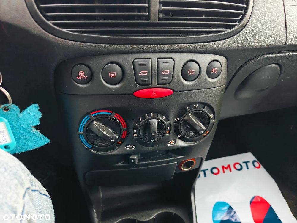 Fiat Punto 1.2 8V Dynamic - 22