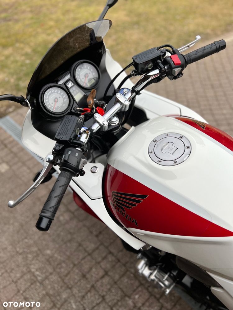 Honda CB - 27