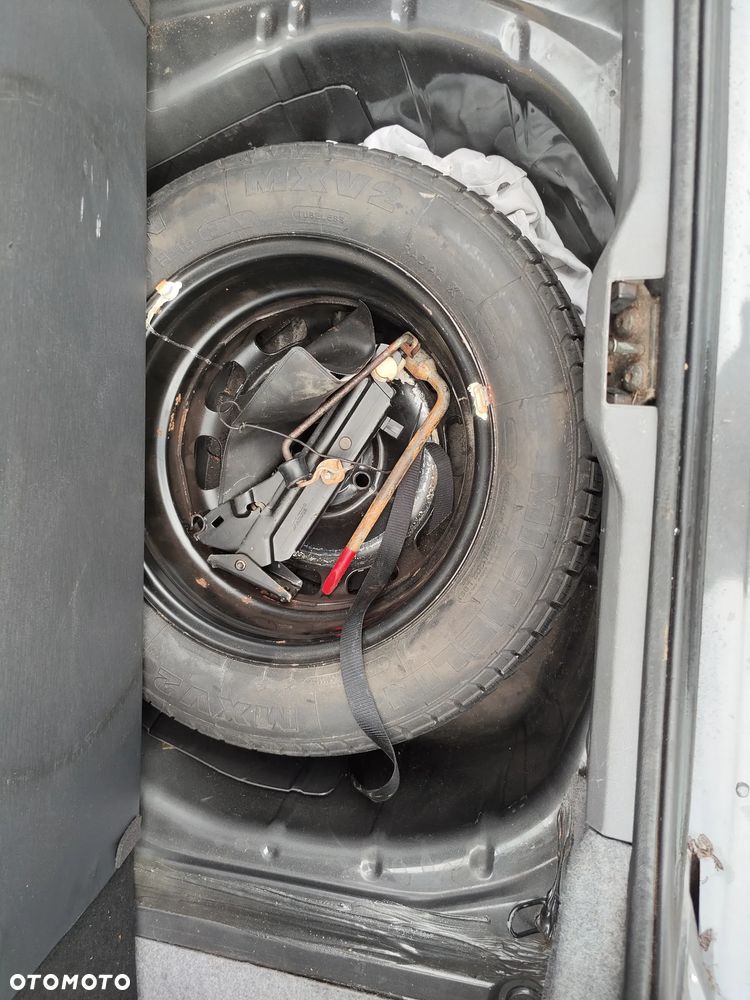Volvo 850 2.5-20 GLT - 40