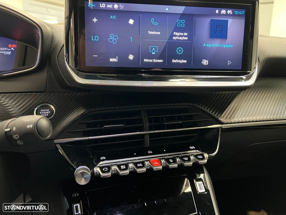 Peugeot e-2008 50 kWh Allure - 11