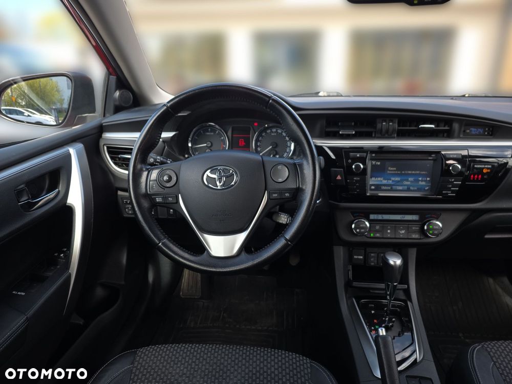 Toyota Corolla - 12