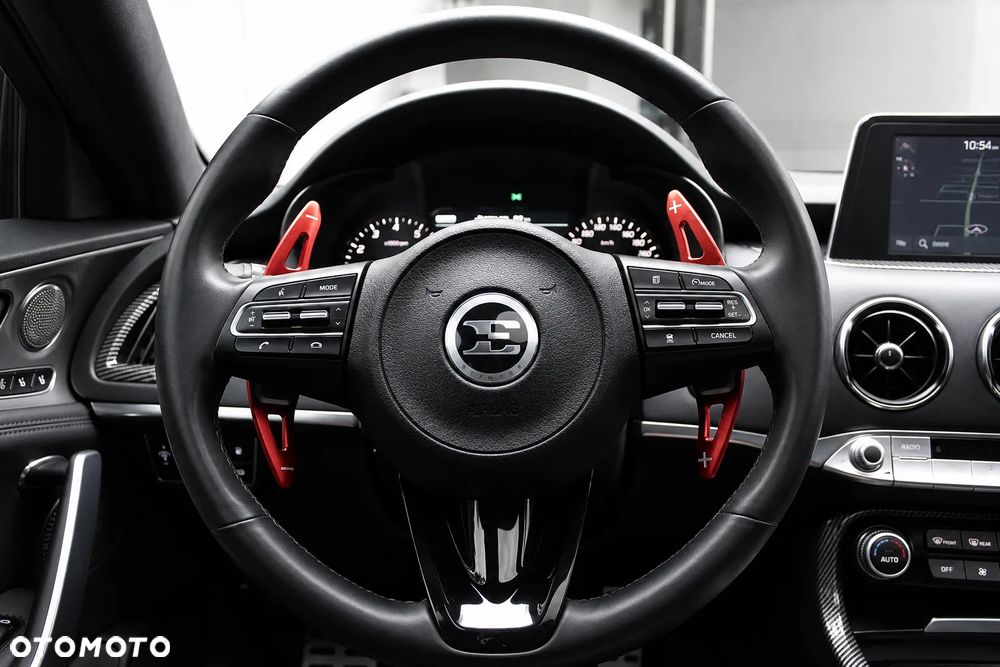 Kia Stinger 2.0 T-GDI GT Line - 8