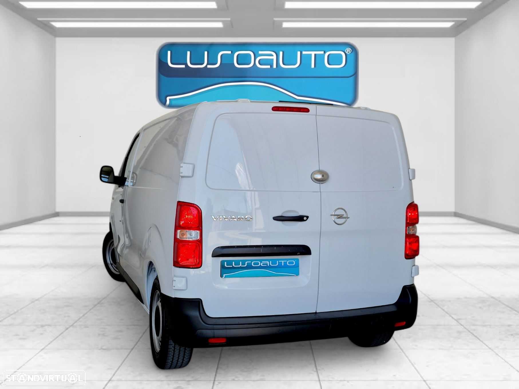 Opel Vivaro 1.5 CDTi L2H1 Essentia - 9