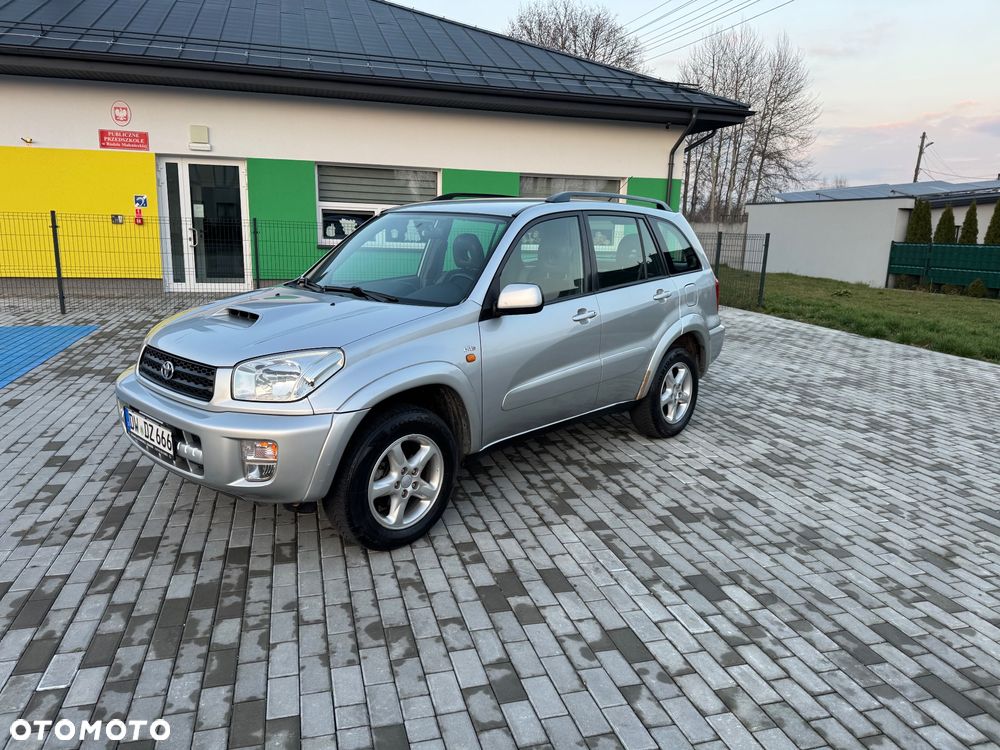 Toyota RAV4 D-4D 4x4 - 1