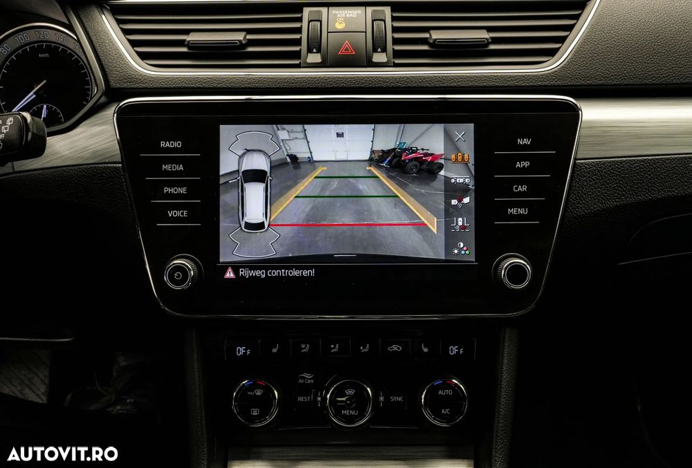 Skoda Superb Combi 1.6 TDI DSG Style - 20