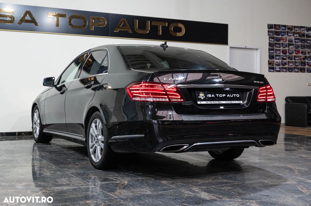 Mercedes-Benz E 220 BlueTEC 9G-TRONIC Avantgarde - 31