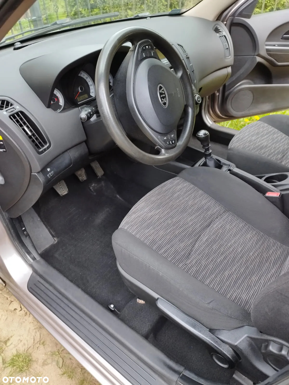 Kia Ceed Cee'd 1.6 Comfort + - 8