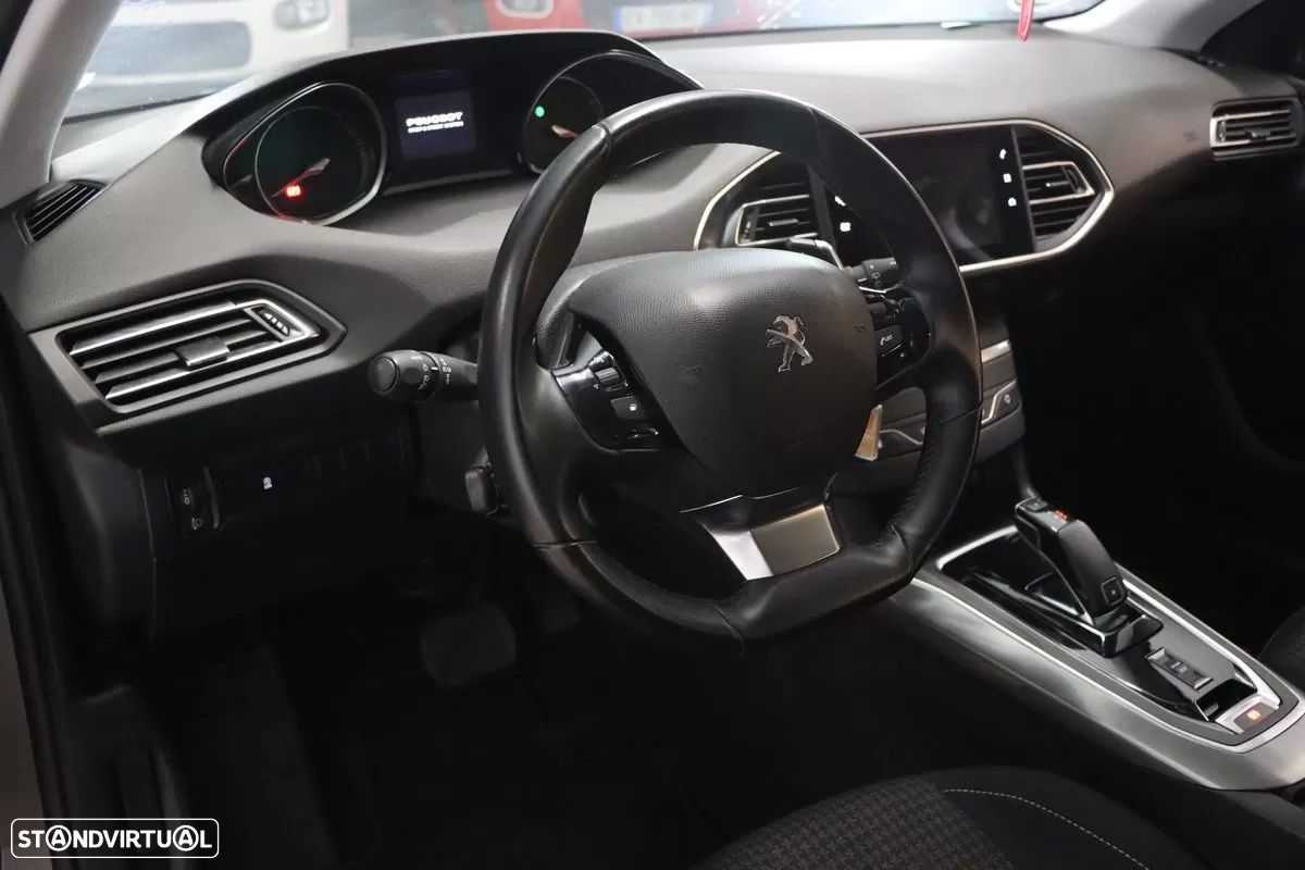 Peugeot 308 PureTech 130 GPF EAT8 Stop & Start Allure - 8