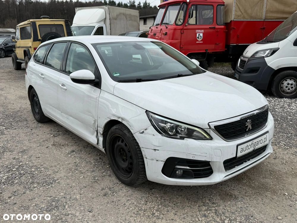Peugeot 308 1.5 BlueHDi Active S&S EAT8 - 4