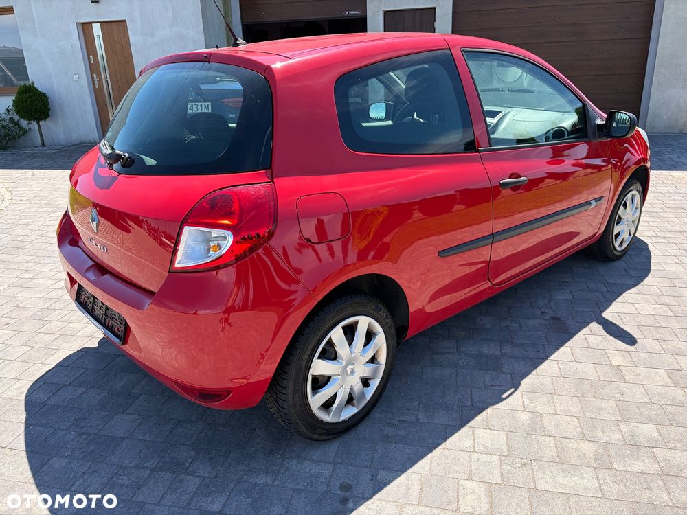 Renault Clio 1.2 16V All Inclusive - 3