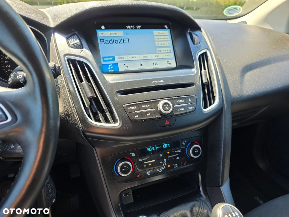 Ford Focus 1.0 EcoBoost Gold X (Edition) - 27