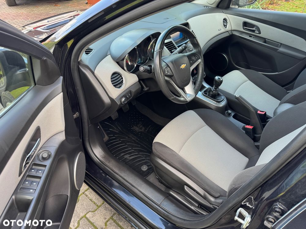 Chevrolet Cruze 1.8 LT+ - 14