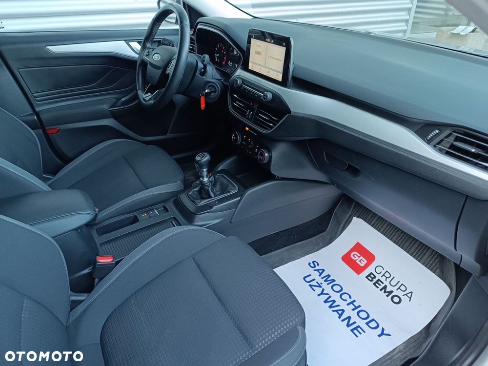 Ford Focus - 11