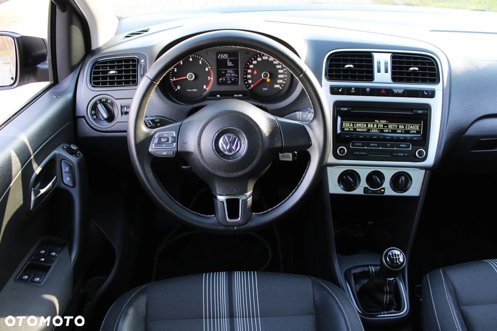 Volkswagen Polo 1.2 TSI MATCH - 18