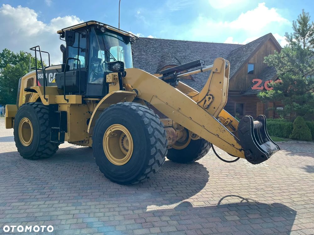 Caterpillar 950M - 15