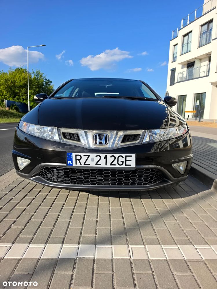 Honda Civic 1.8i-VTEC Sport - 3